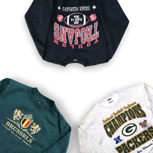 Sweats américains vintage – logos US visibles – vêtements pliés en lot – box friperie – Place Wholesale