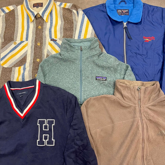 Lot n°88 de 10 pièces vintage : pulls, chemises, polaires et veste Reebok.