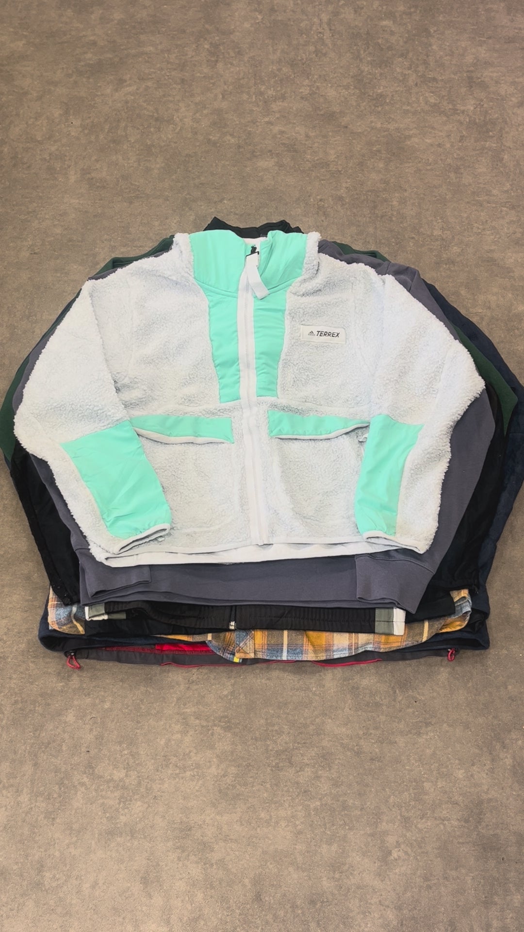 Lot n°39 - Mix hiver - 10 pièces - vêtements vintage hiver unisexes