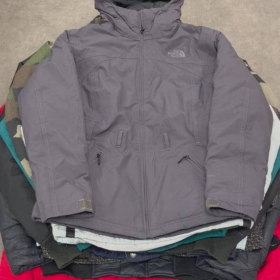 Détail manteau ou veste vintage – lot manteaux & vestes