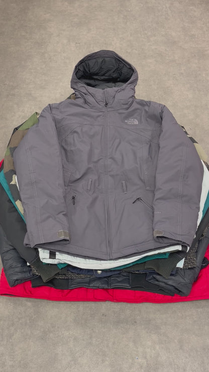 Détail manteau ou veste vintage – lot manteaux & vestes