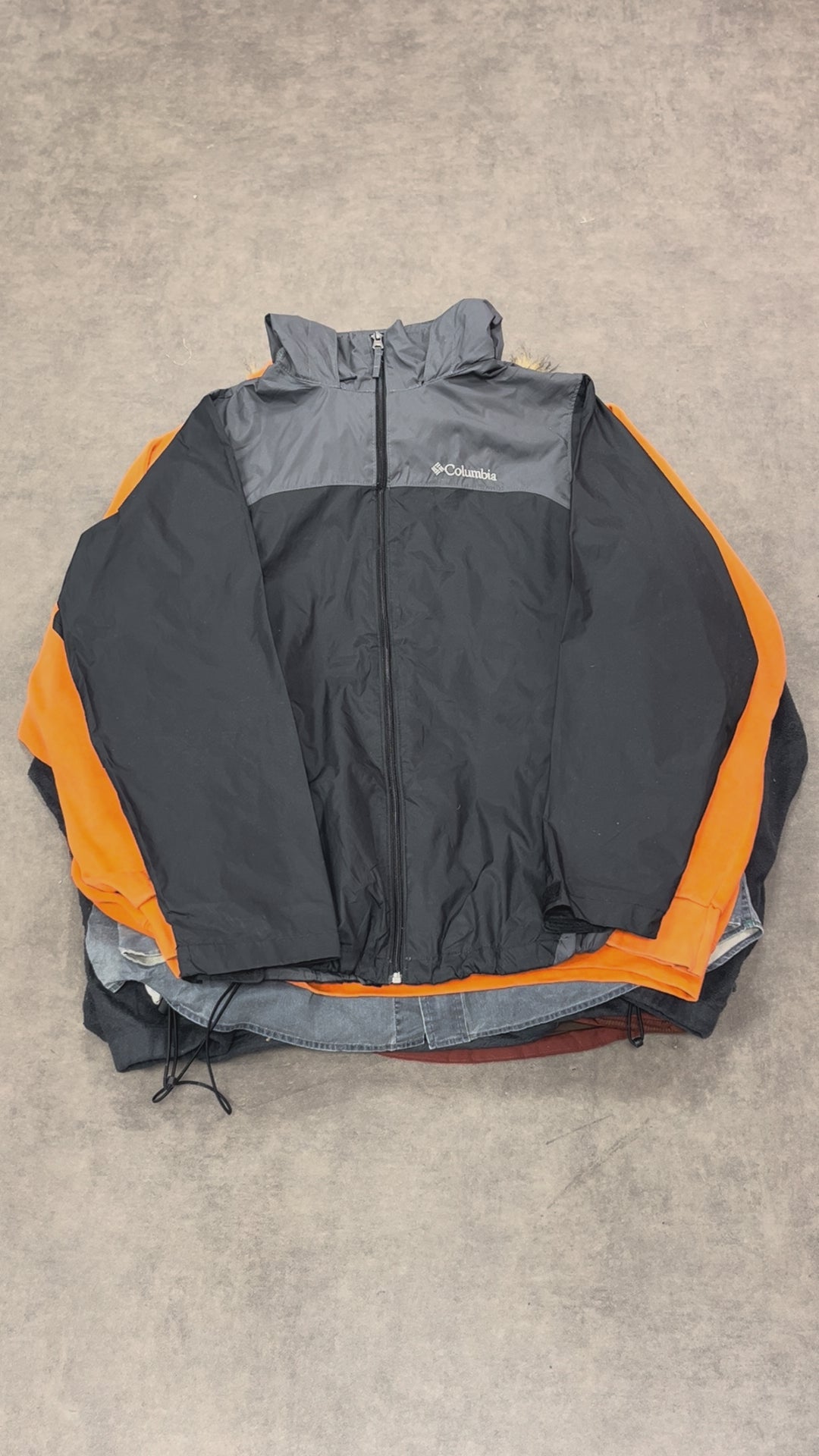 Veste polaire grise – lot mix hiver 10 pièces