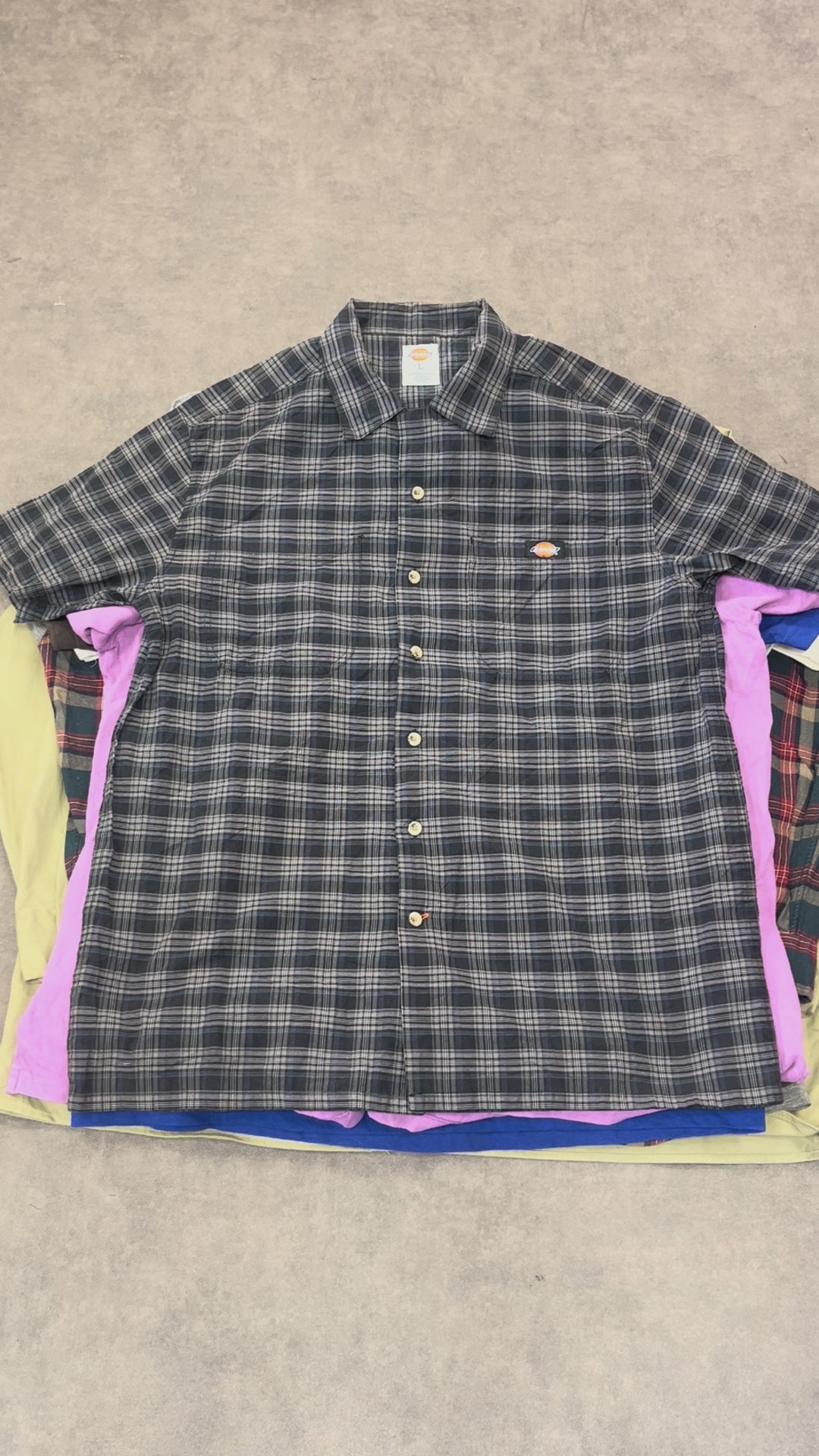 Mix vêtements vintage été 10 pièces – stock pour revendeurs Vinted friperie