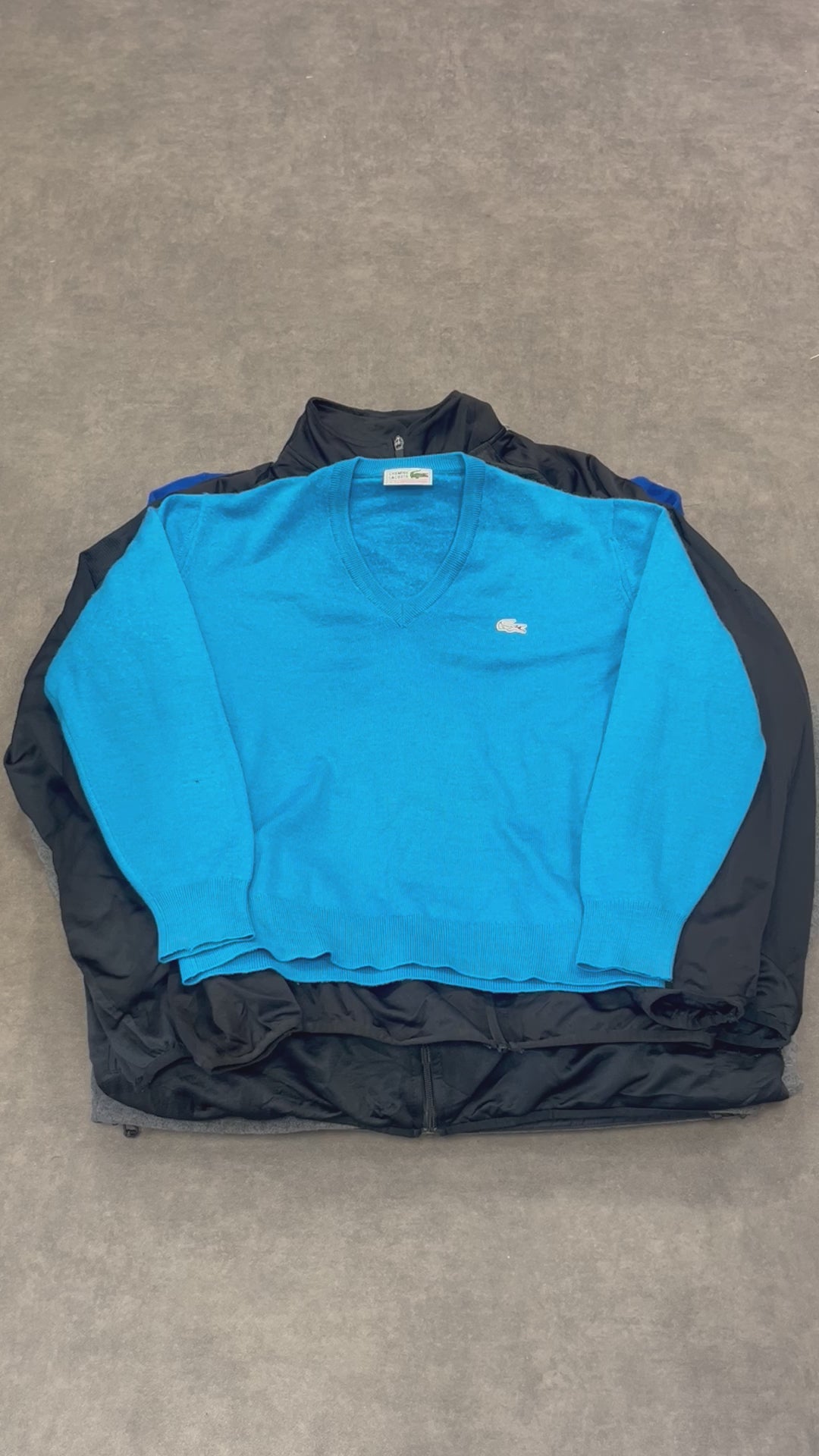 Détail du lot n°44 mix hiver – sélection vintage de friperie, pulls et vestes rétro