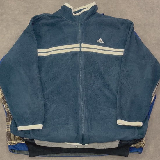 Sweat hiver vintage – vêtement inclus dans lot grossiste friperie