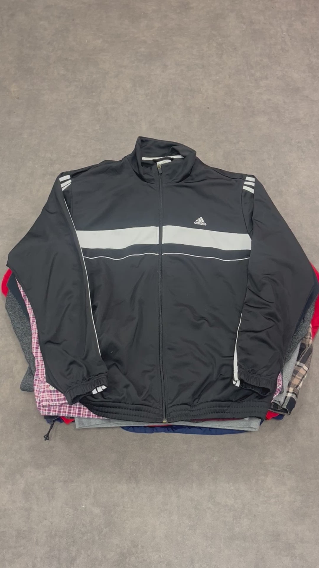 Vêtement hiver vintage – pièce chaude sélectionnée pour lot friperie