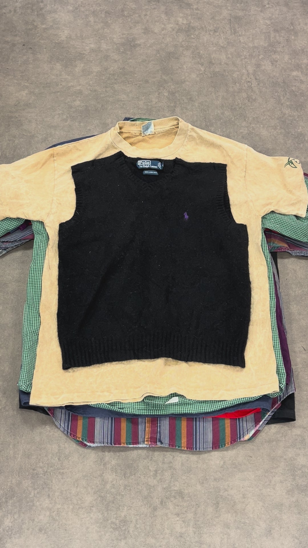 sélection vêtements vintage été marques premium pour friperie